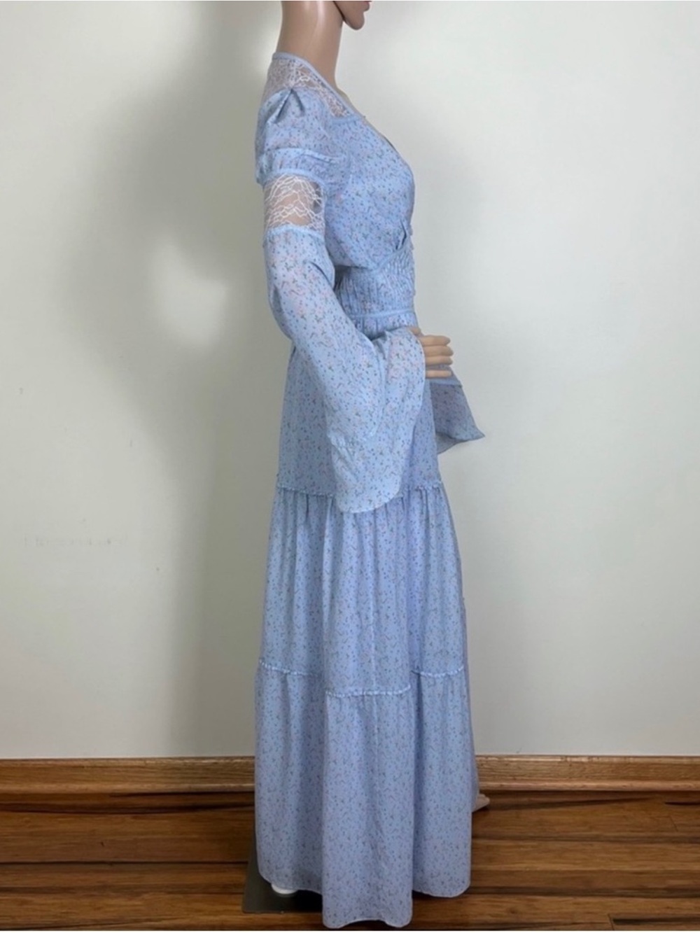 DIVINE HERITAGE REVOLVE BLUE FLORAL PRINT MAXI DRESS - Picture 5 of 7